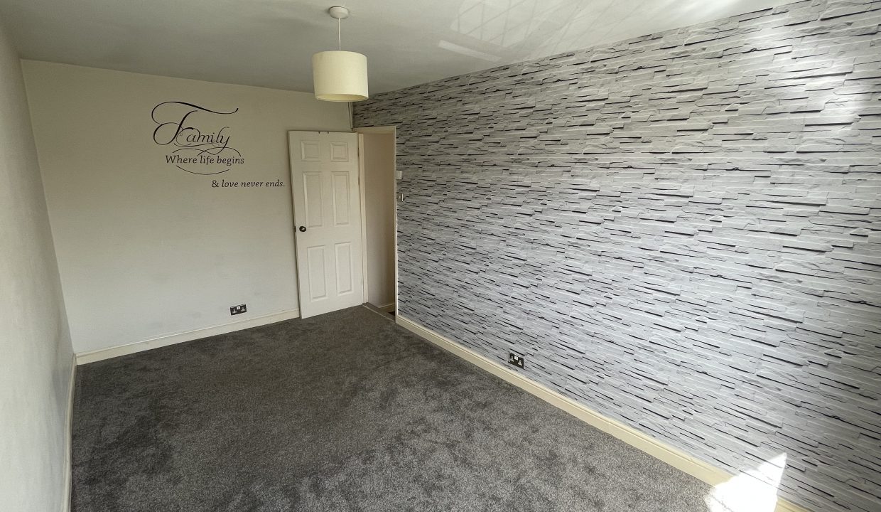 House for Sale - Ossett, Wakefield