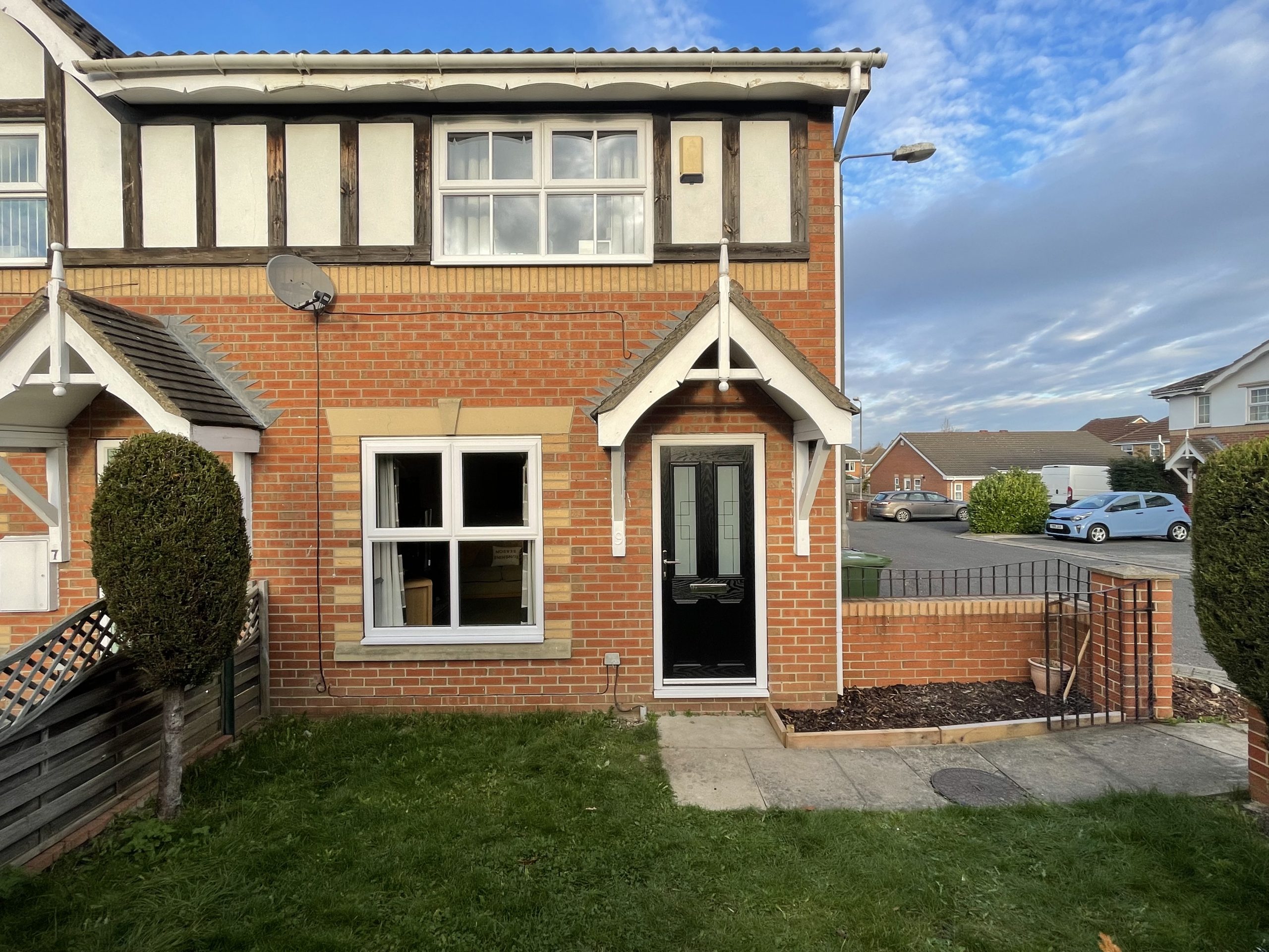 3 Bedroom Semi Detached House – New Crofton